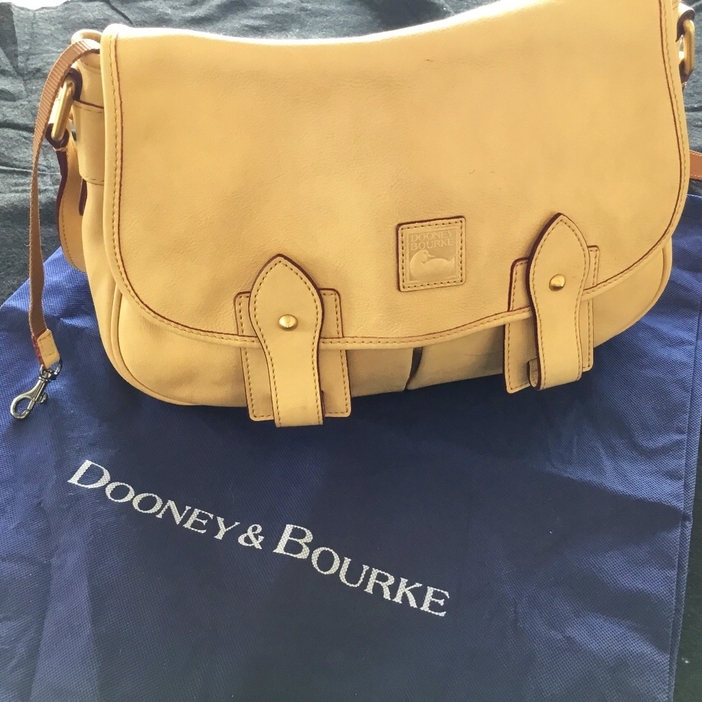 Dooney & Bourke Crossbody Leather Purse